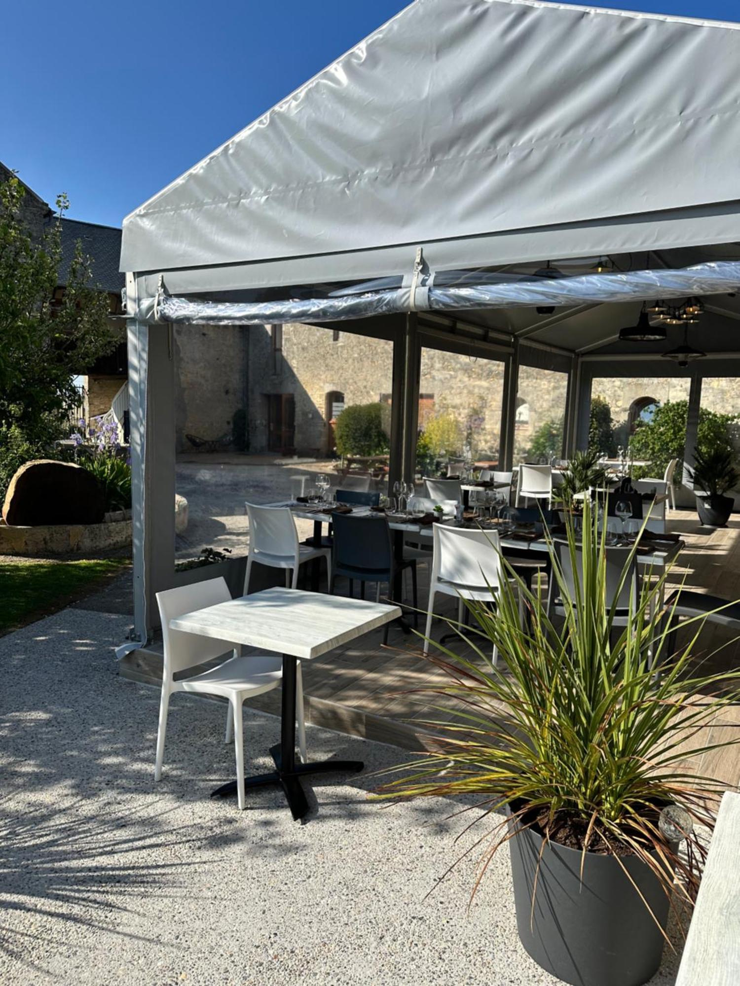Hôtel Restaurant le clos de l 'Ancien Pressoir Commes Exterior foto